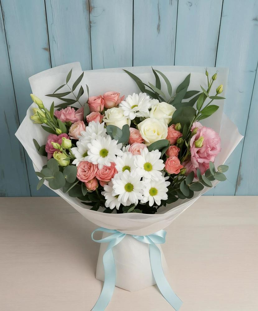 Букет цветов из: Розы, Лизиантусы и Хризантемы в Вознесенье