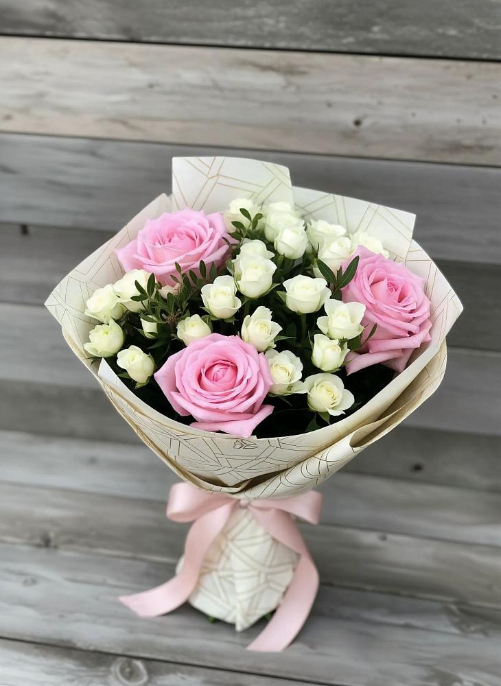 Букет цветов из: Розы в Вознесенье