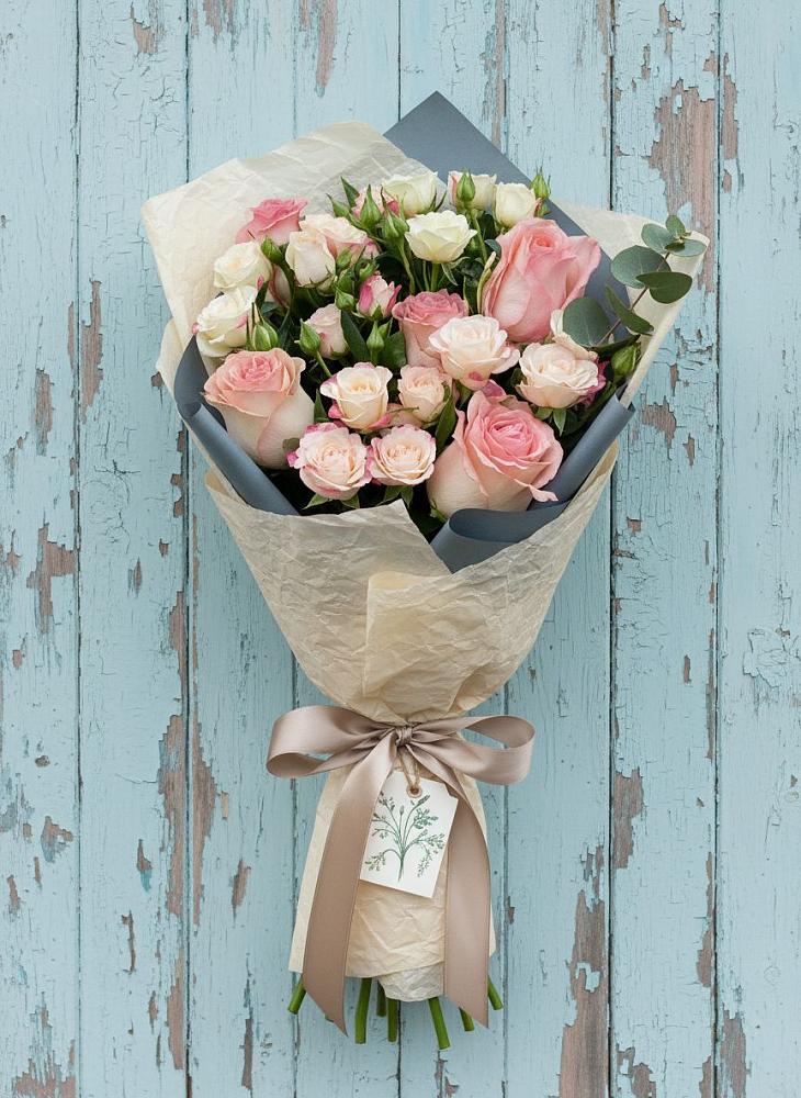 Букет цветов из: Розы в Вознесенье