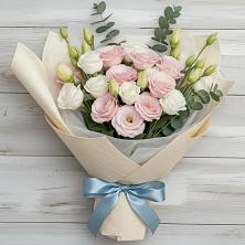 Букет цветов из:  Лизиантусы в Вознесенье