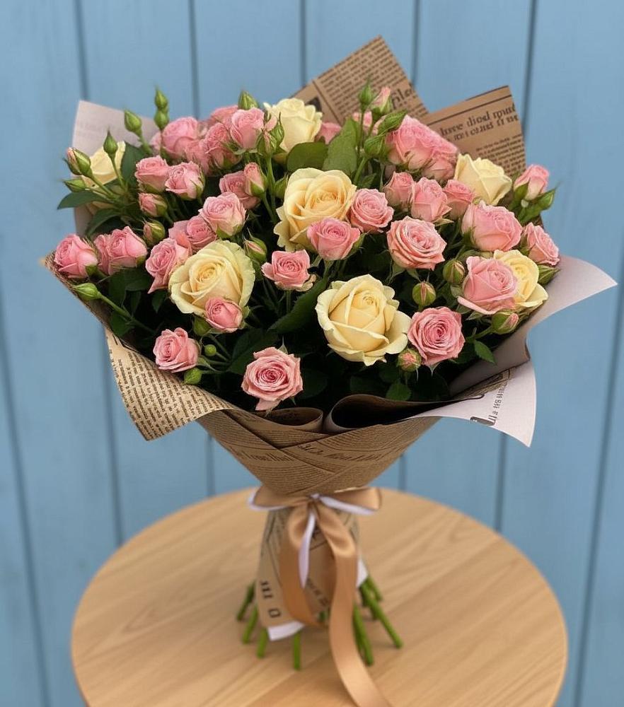 Букет цветов из: Розы в Вознесенье