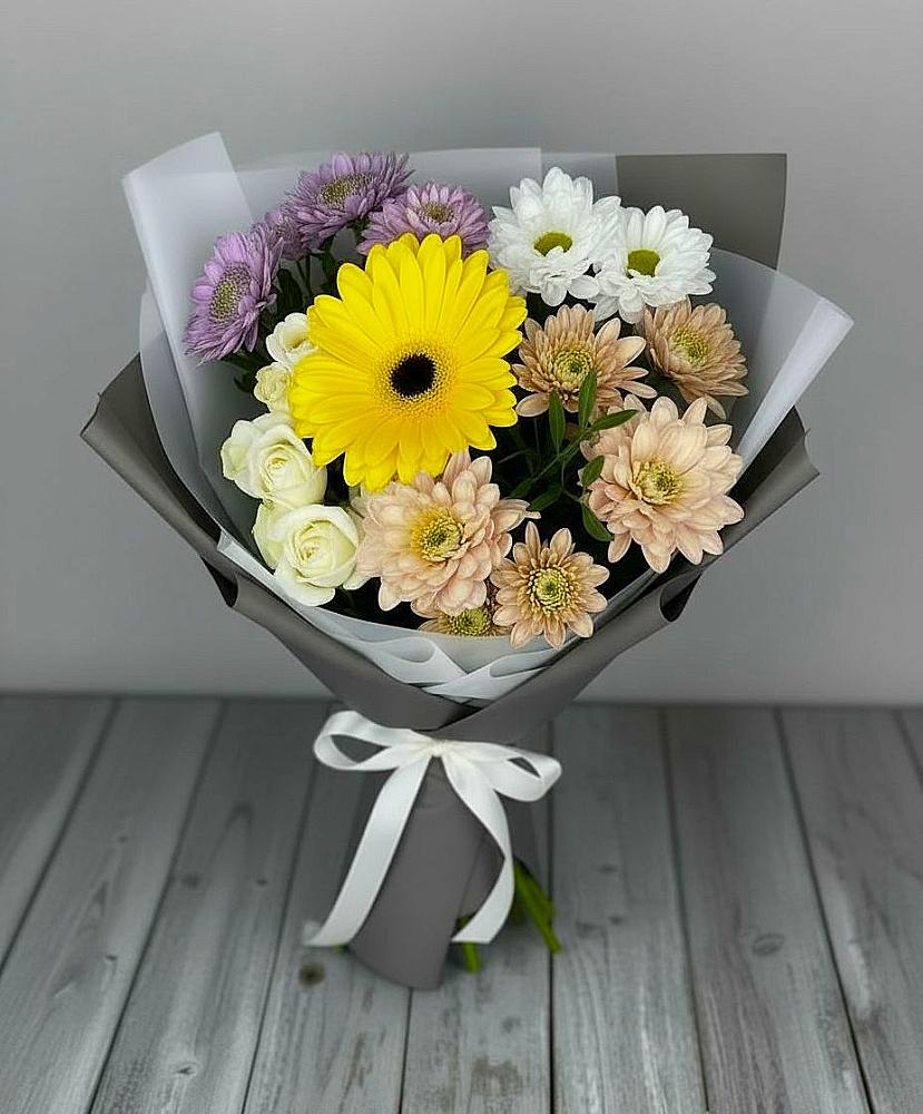Букет цветов из: Розы, Герберы и Хризантемы в Вознесенье
