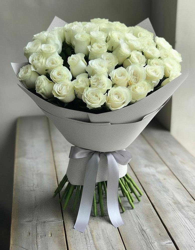 Букет 35 Белых роз в Вознесенье