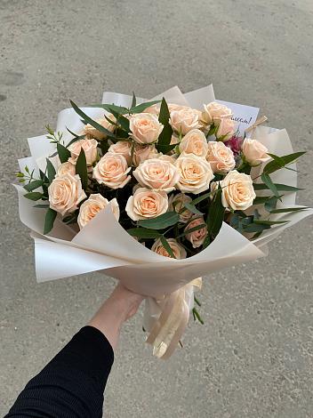 Букет Кремовые розы Латте в Вознесенье
