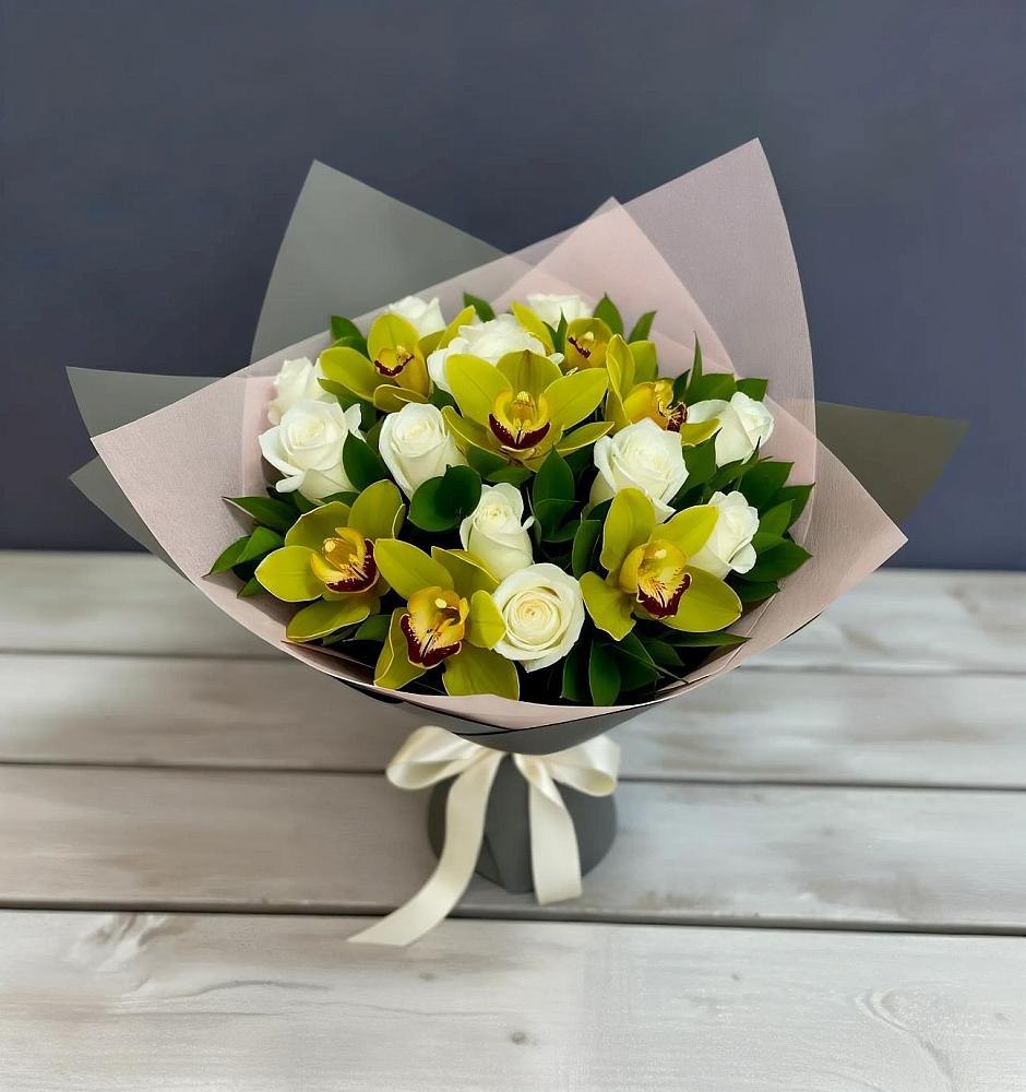 Букет цветов из: Орхидеи и Розы в Вознесенье