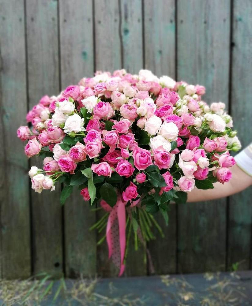 Букет Розовые кустовые розы Натали и Лав Лидия в Вознесенье