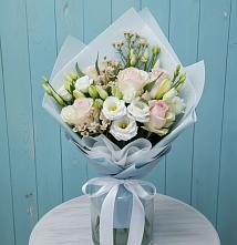 Букет цветов из:  Розы и Лизиантусы в Вознесенье