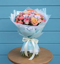 Букет цветов из:  Хризантемы и Розы в Вознесенье