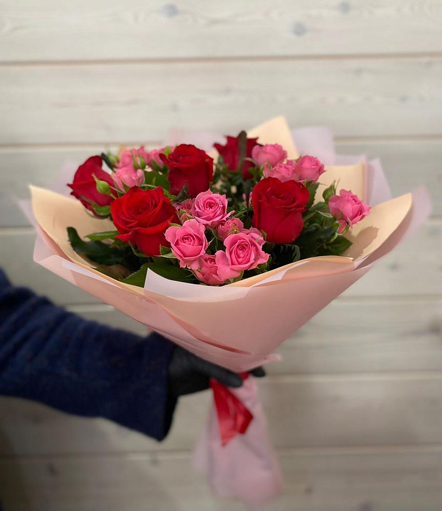 Букет цветов из: Розы в Вознесенье