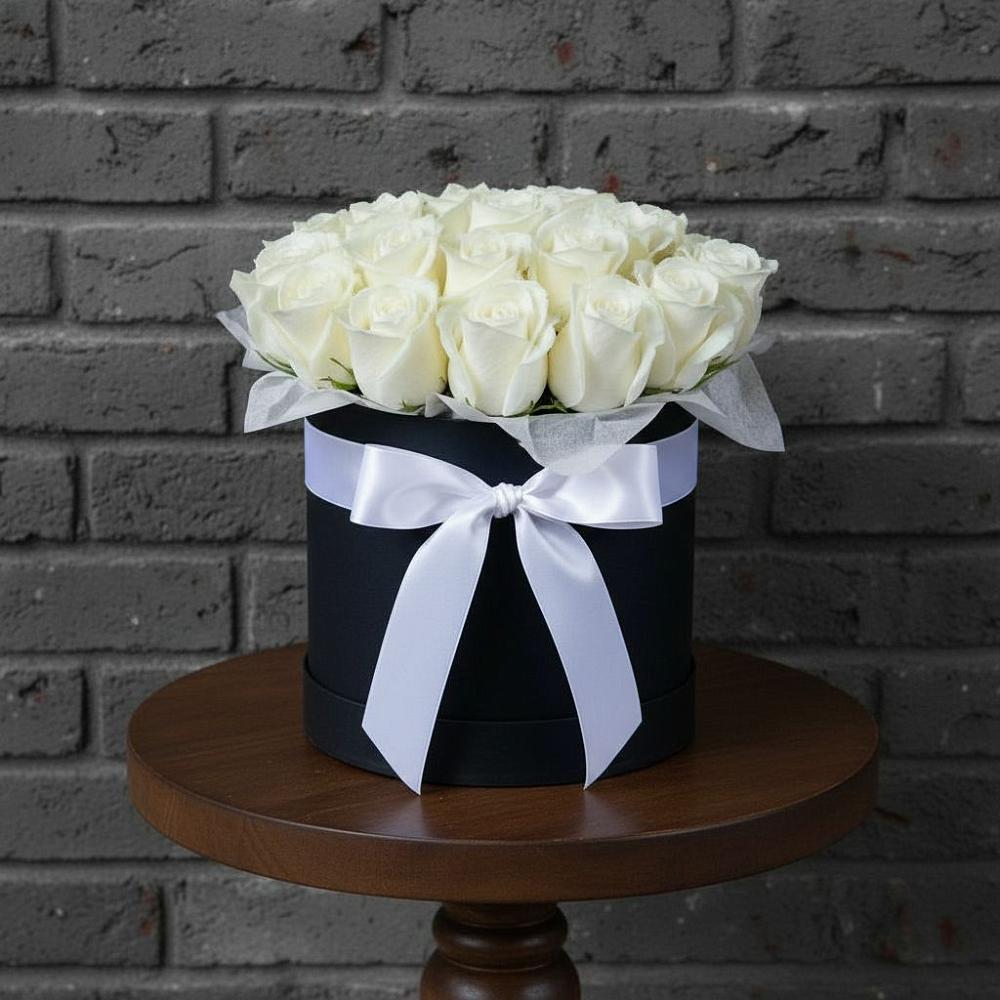 Цветочная композиция из Розы в шляпной коробке в Вознесенье