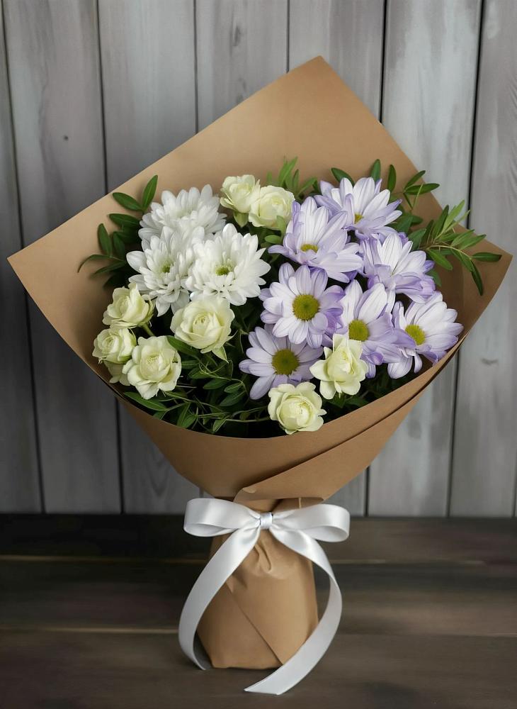 Букет цветов из: Хризантемы и Розы в Вознесенье